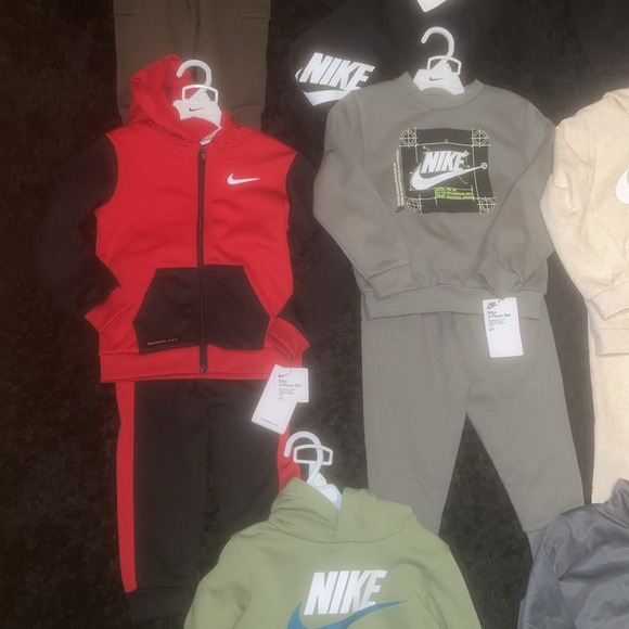 NWT Nike 4(4t)SOLD TODAY!!!!!!!! - Picture 3 of 7